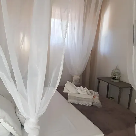 Bed & Breakfast B&B Albaluna Valenzano